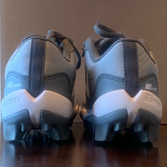 Nike Alpha Huarache 4 Keystone Baseball Cleats - Picture 4 of 8